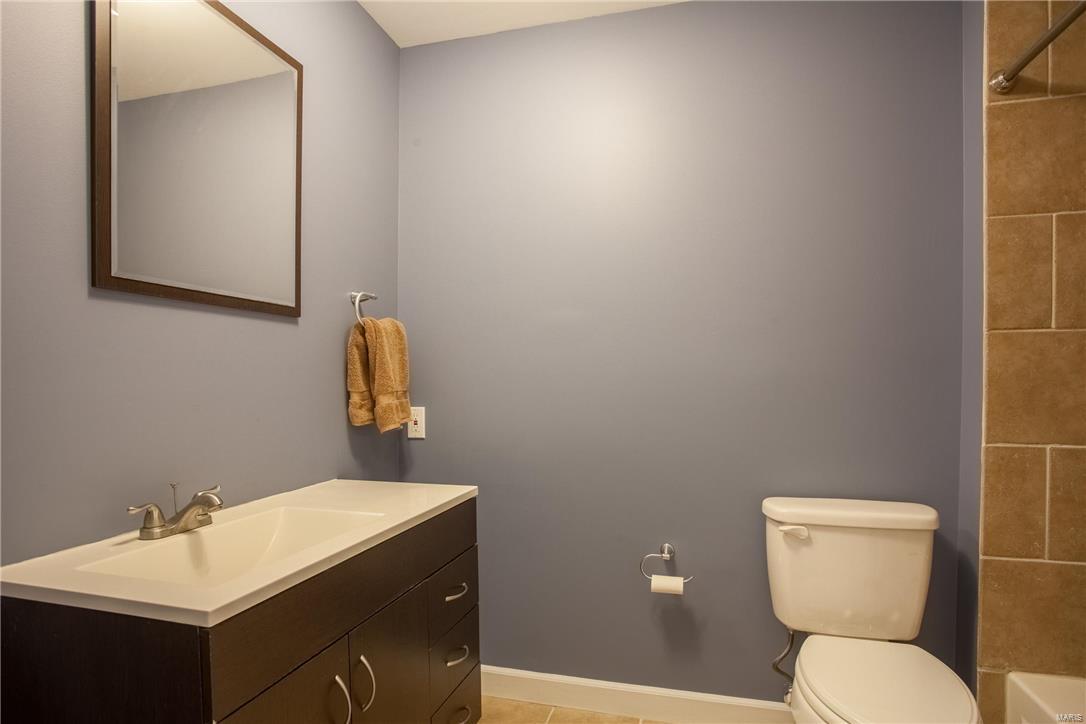 Debaliviere Place West Ph I - Residential