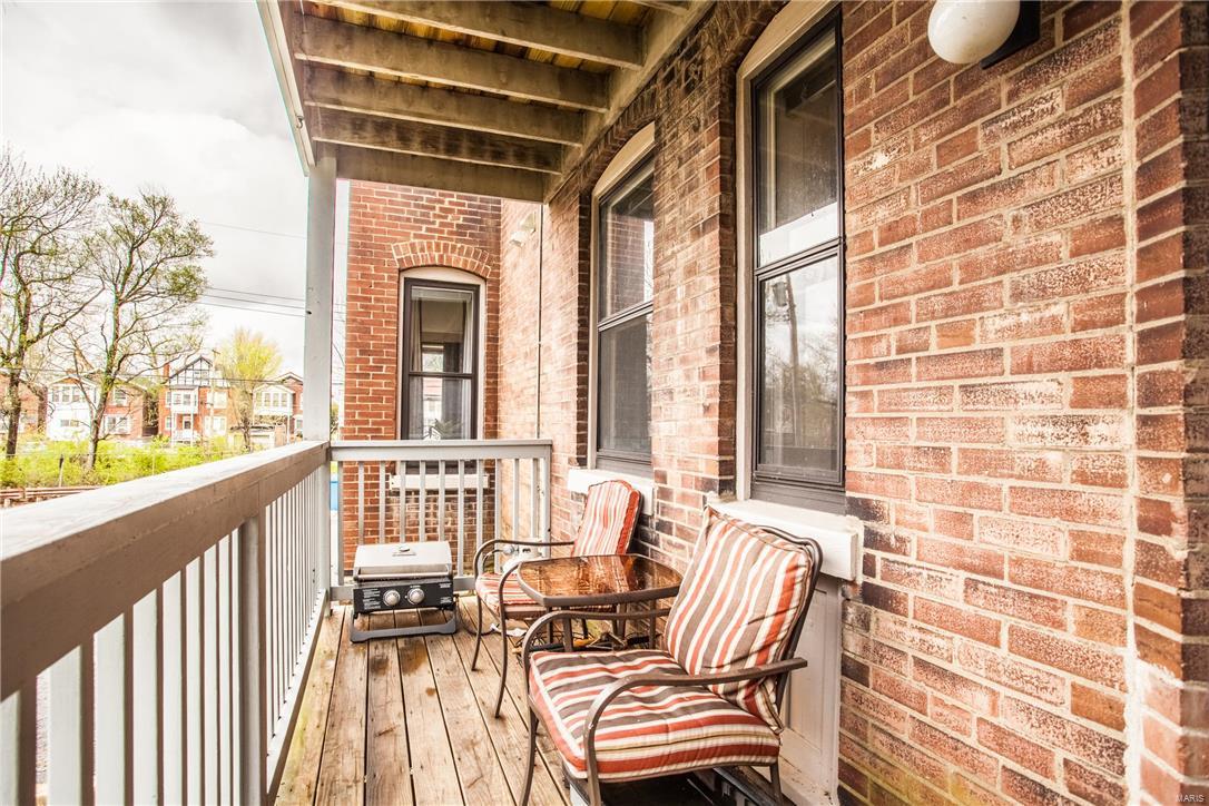Debaliviere Place West Ph I - Residential