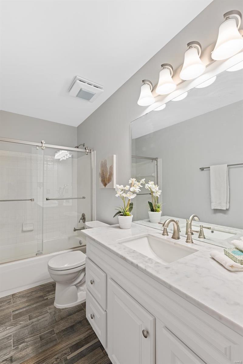 Landings At Lake Chesterfield One - Residential