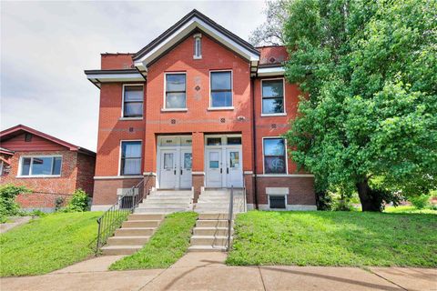 Multi Family in St Louis MO 2001 Chippewa Street.jpg