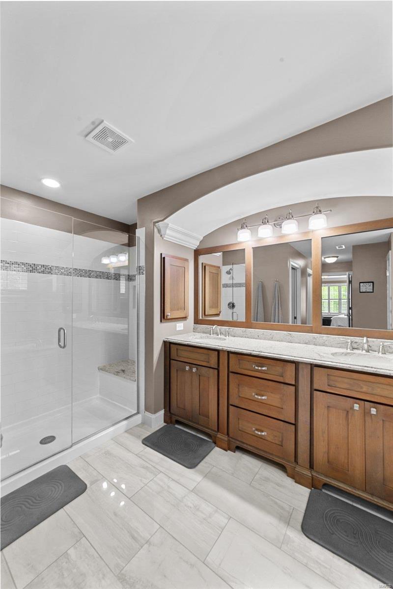 Central Place - Residential