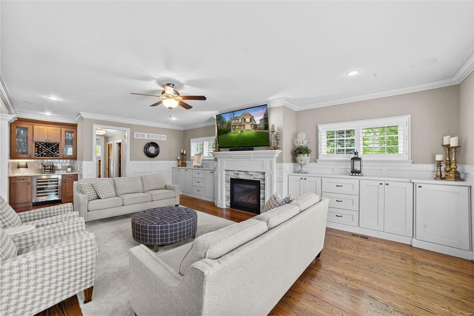 Central Place - Residential