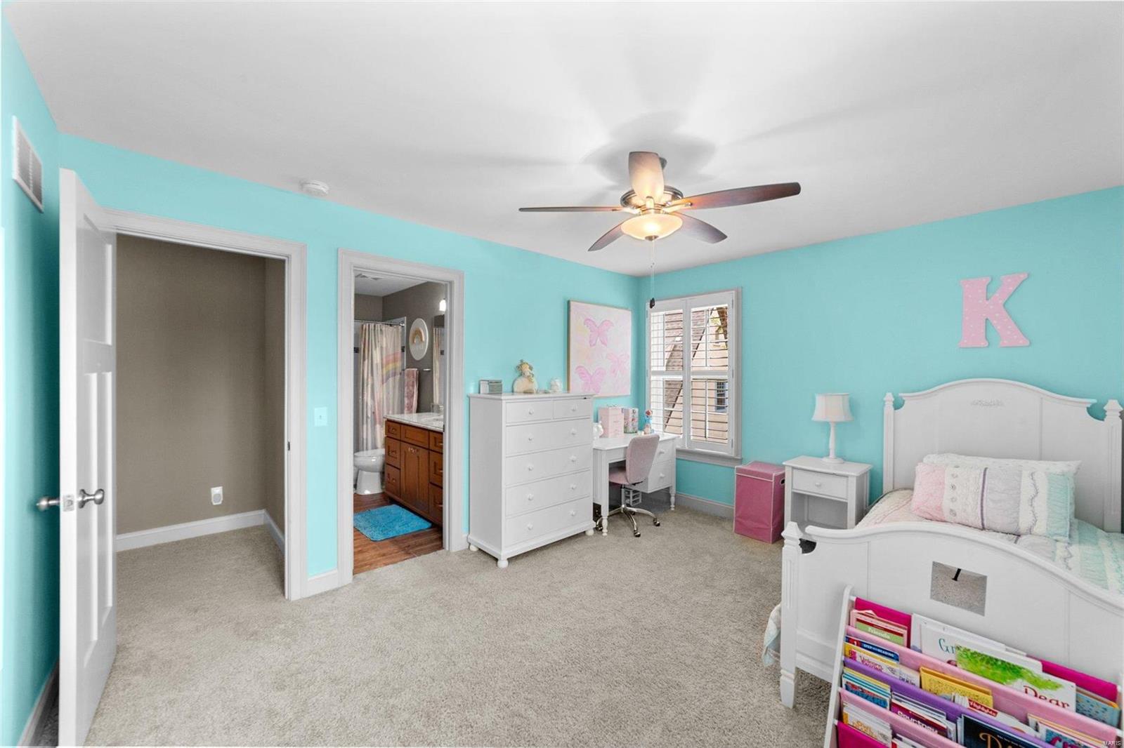 Central Place - Residential