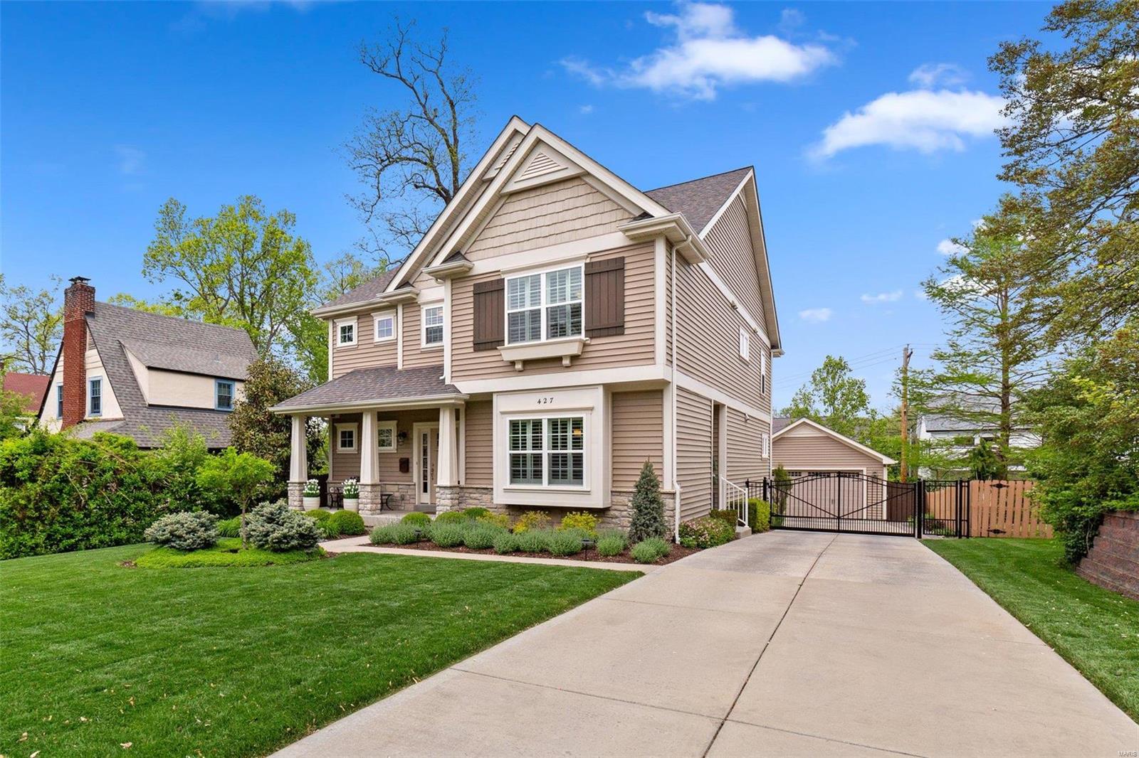 Central Place - Residential