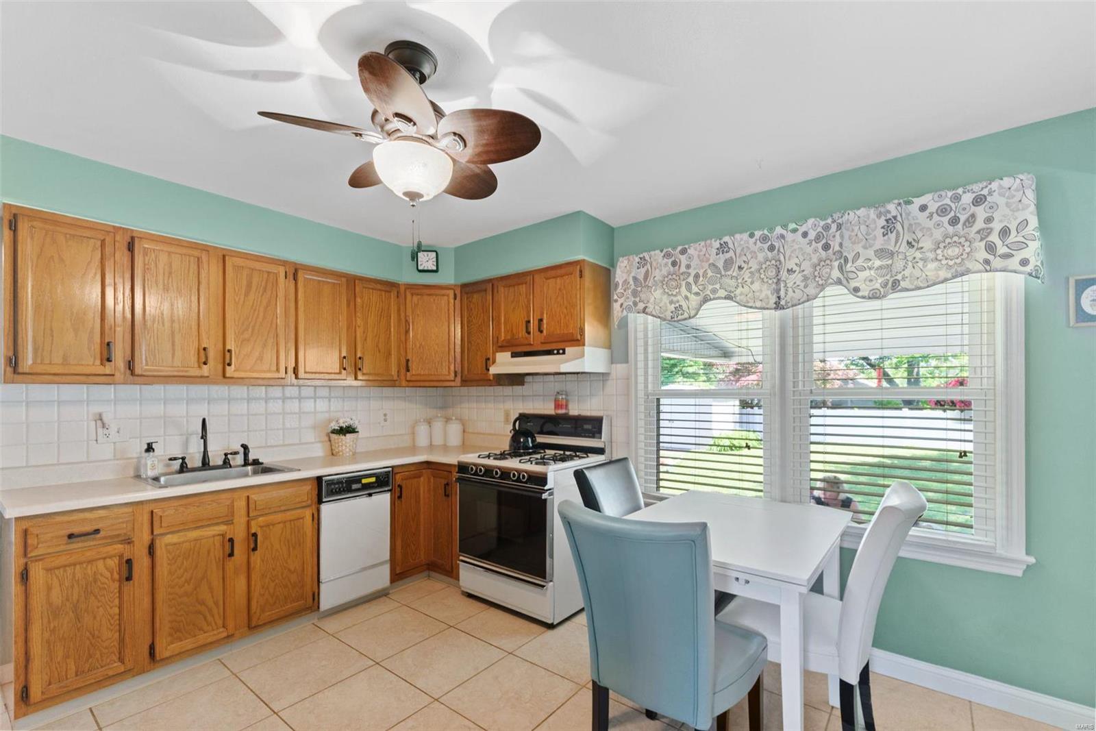 St Ann Hills 5th Add - Residential