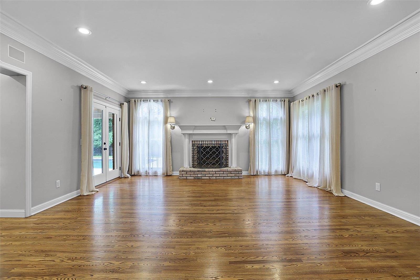 Strathmore 2 - Residential