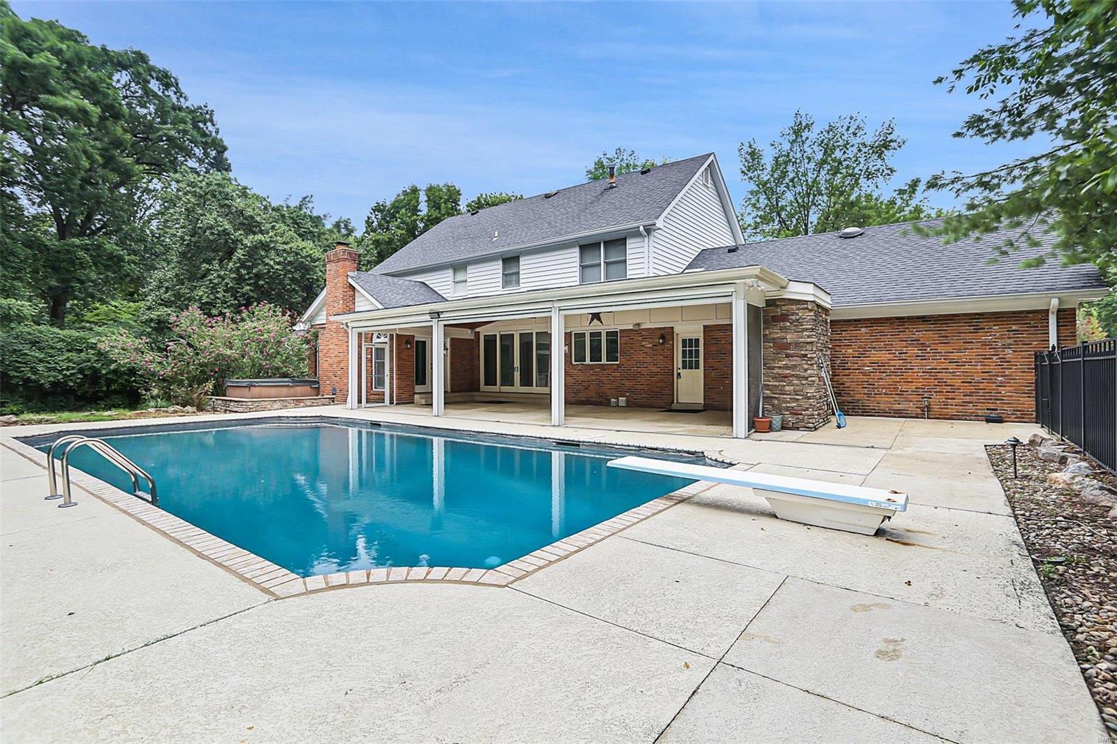 Strathmore 2 - Residential