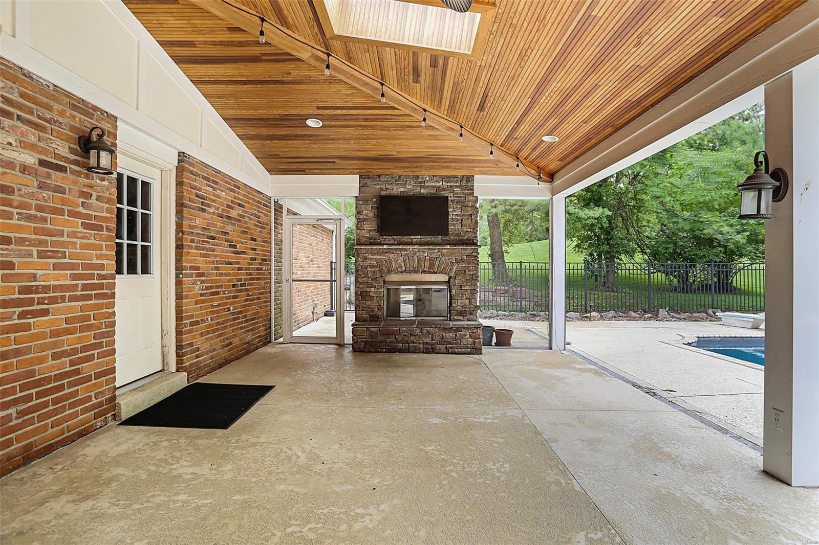 Strathmore 2 - Residential