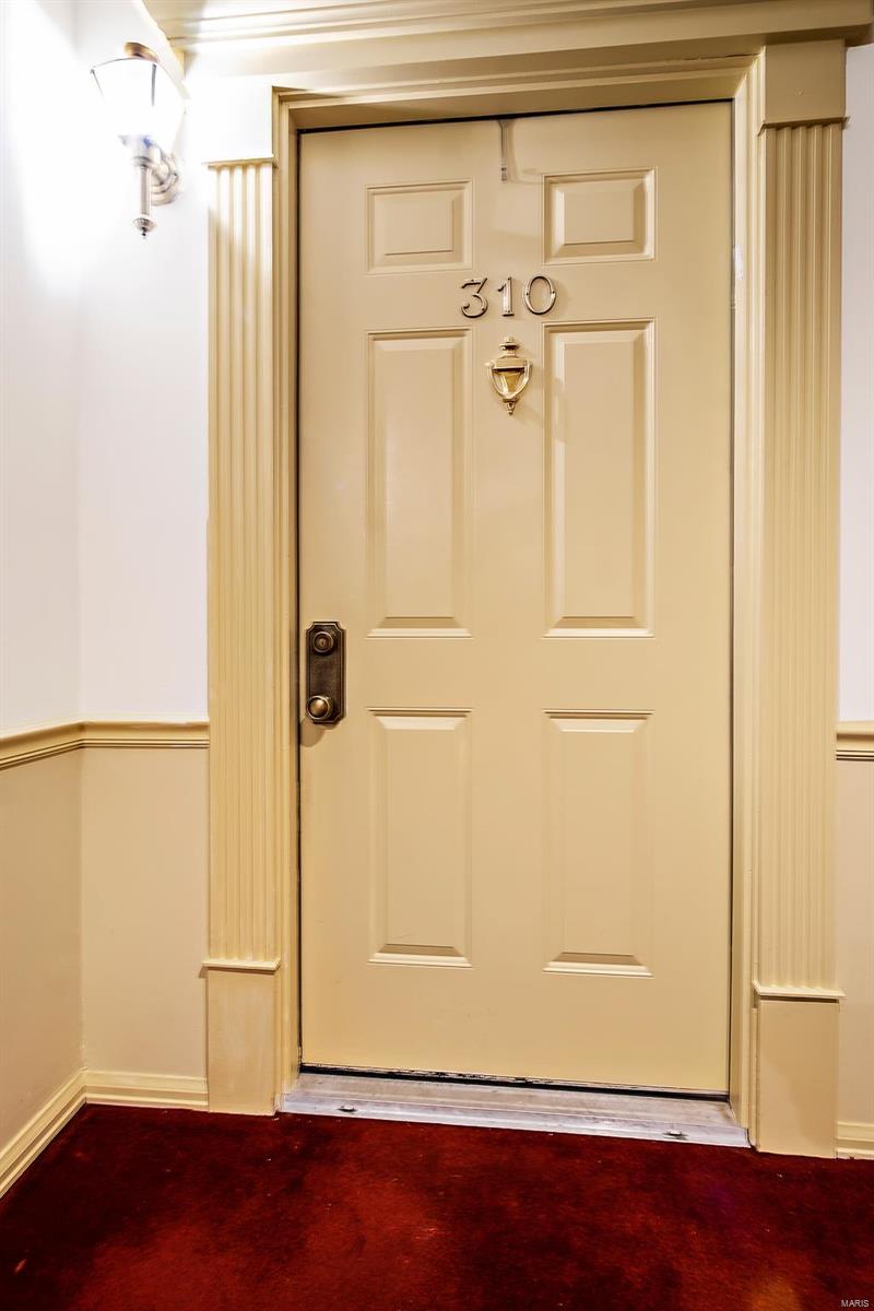 Parkway Gardens Village 1 Condo - Residential