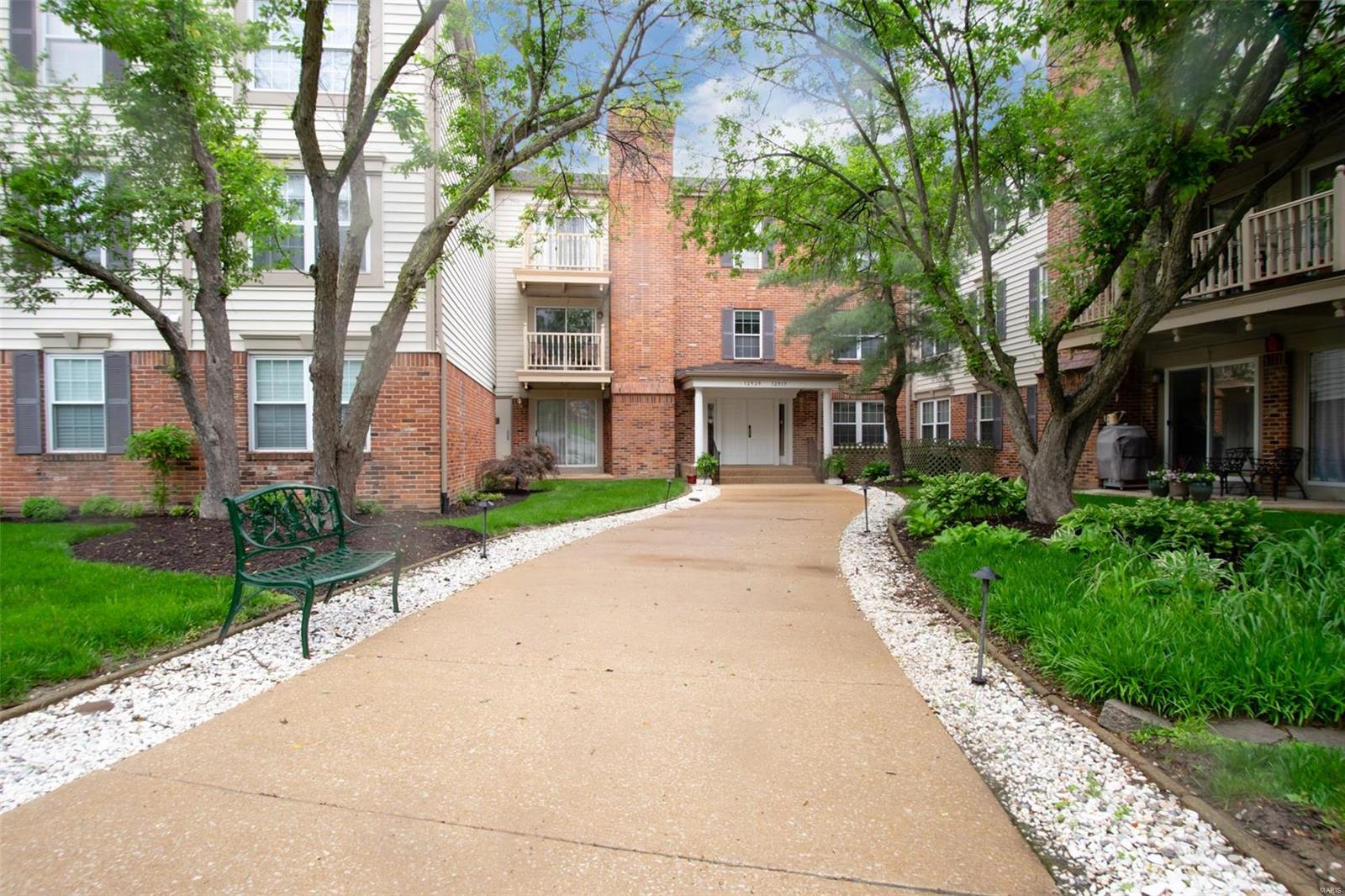 Parkway Gardens Village 1 Condo - Residential