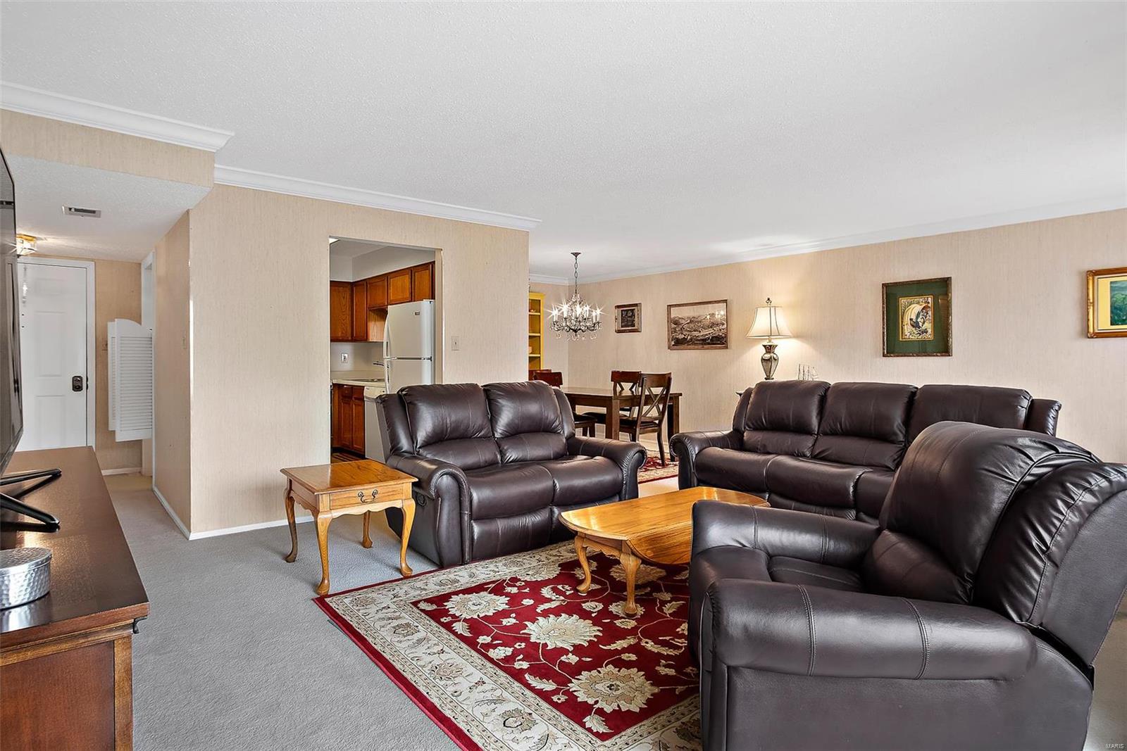 Parkway Gardens Village 1 Condo - Residential