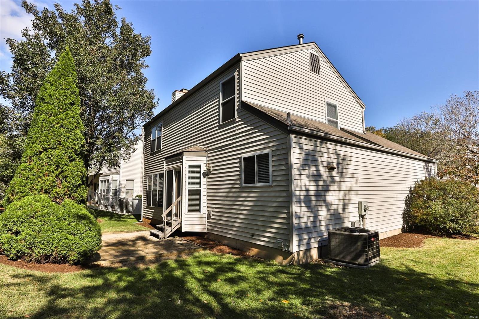 Cascades Five The - Residential