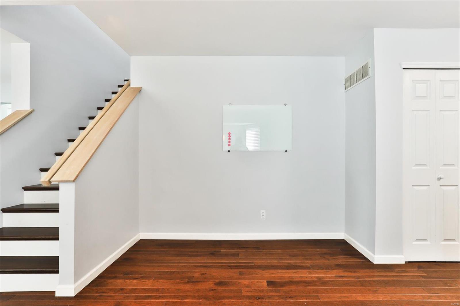 Cascades Five The - Residential