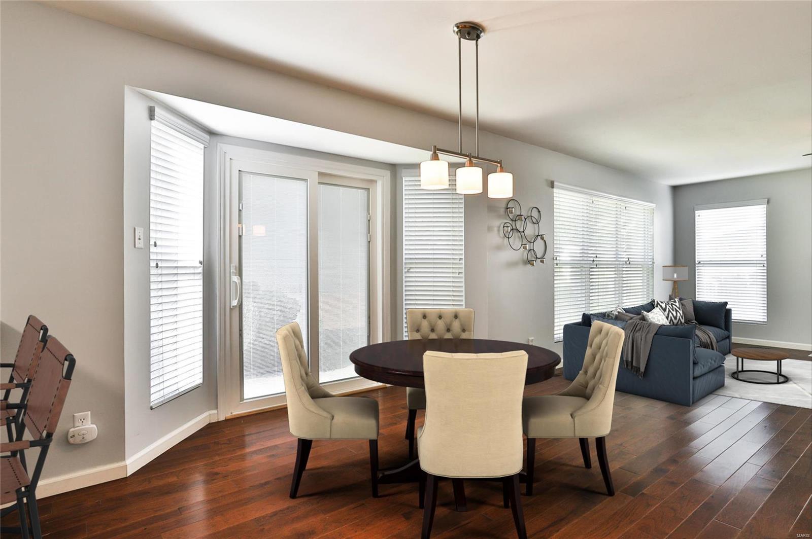 Cascades Five The - Residential