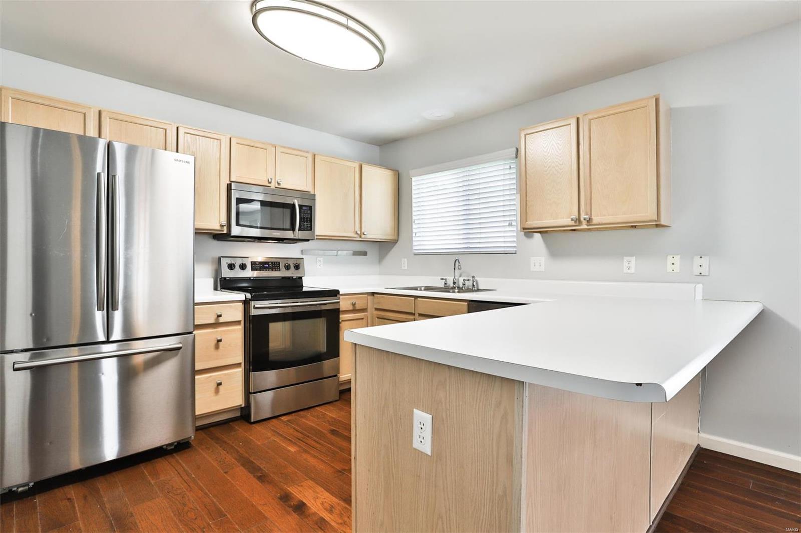 Cascades Five The - Residential