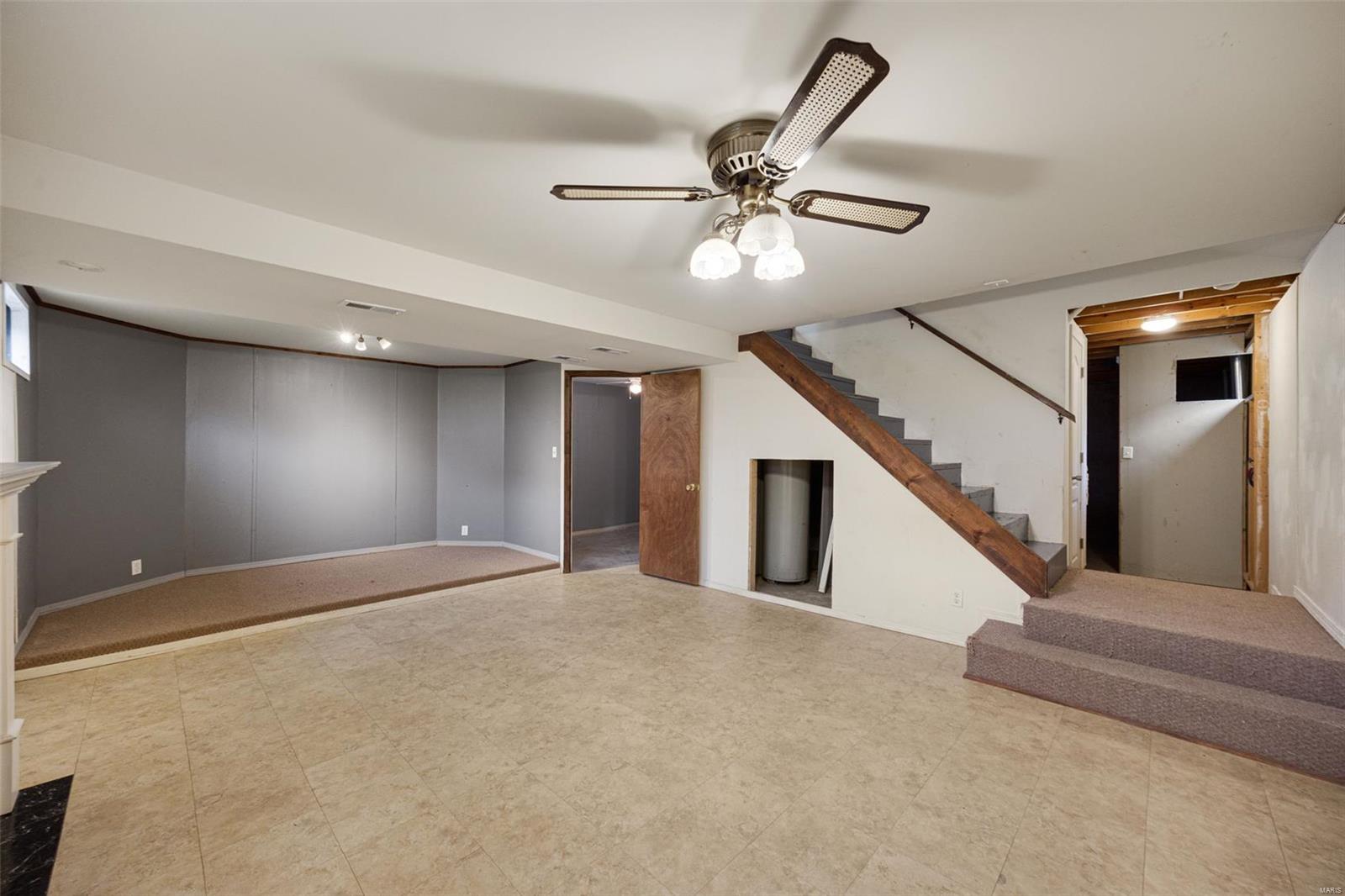 St Charles, Missouri 63301, United States, 2 Bedrooms Bedrooms, ,2 BathroomsBathrooms,Residential,Pending,103759