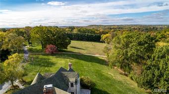 The Castle of Montebello - Residential