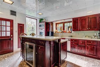 The Castle of Montebello - Residential