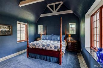 The Castle of Montebello - Residential