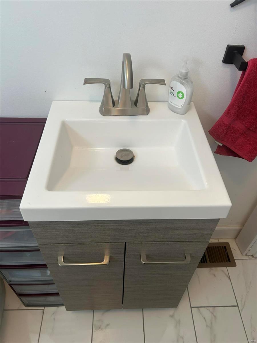 Overland 2 - Residential