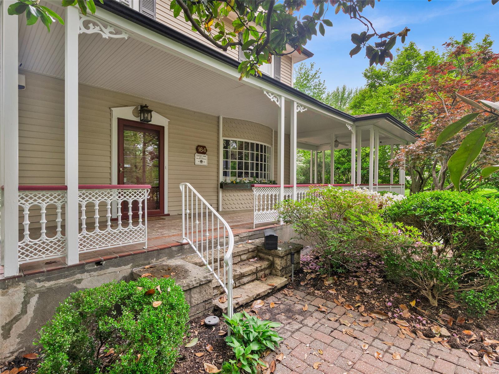 164 Plant Avenue
