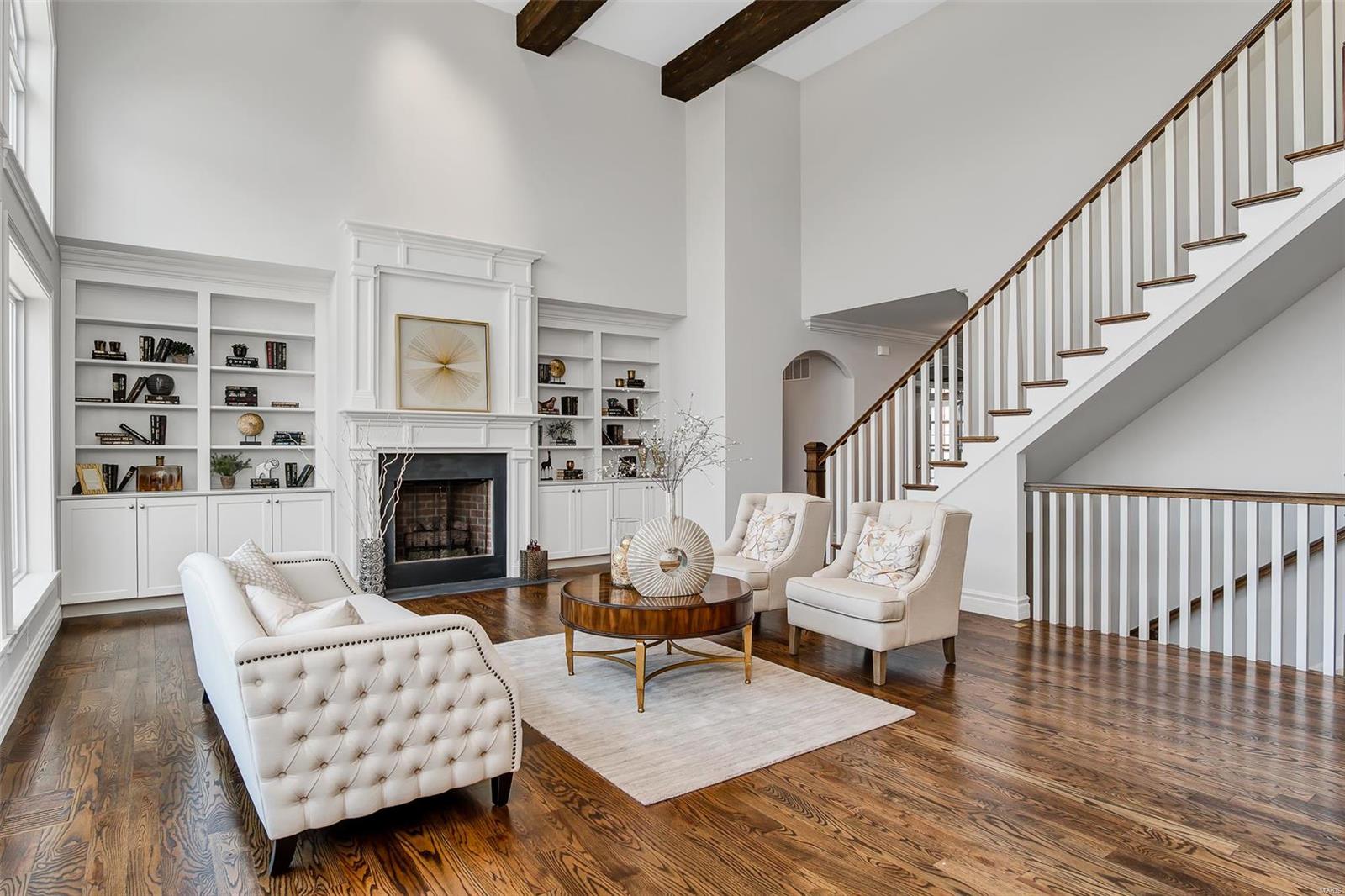 Belle Maison - Residential