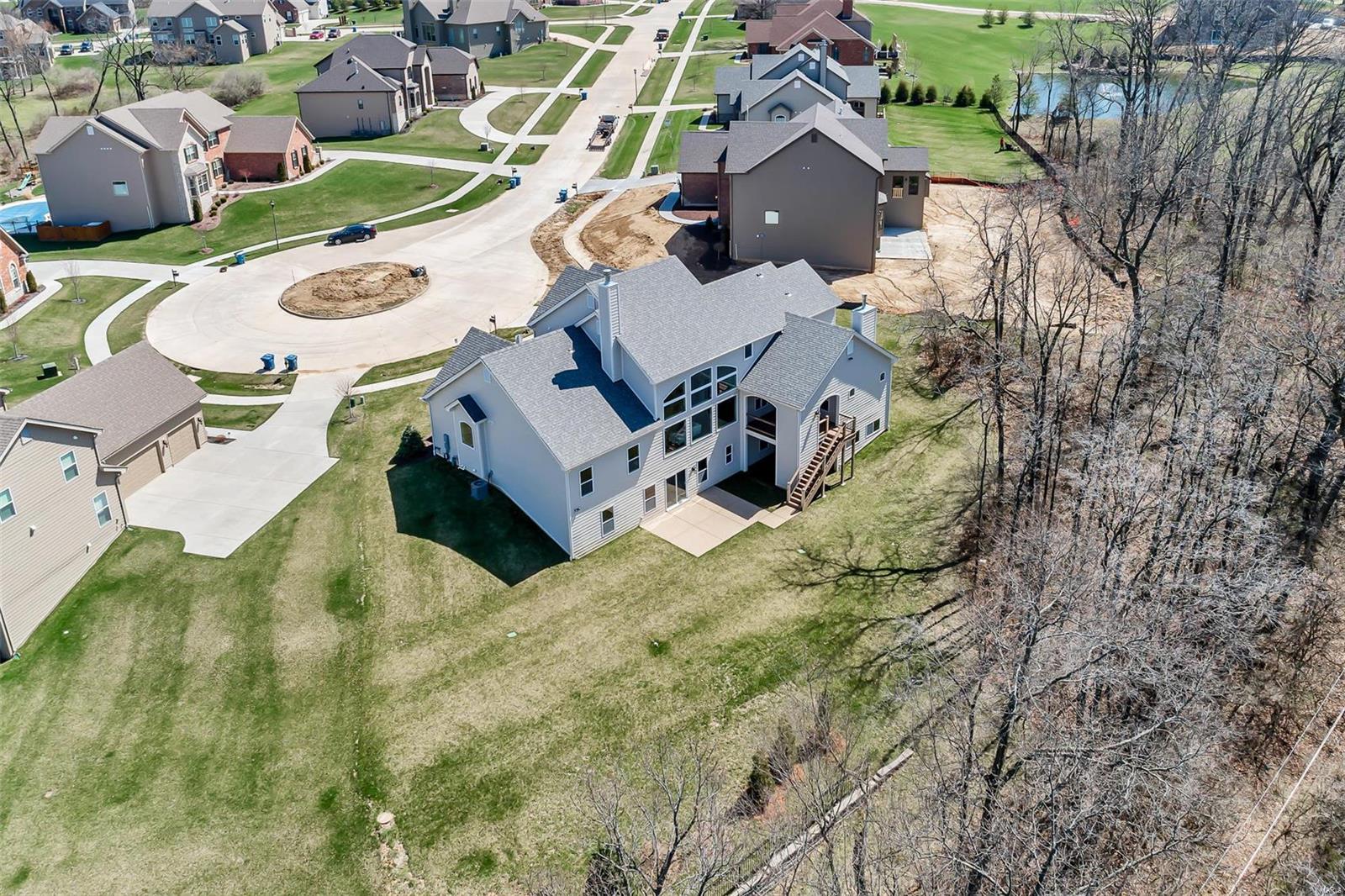 Belle Maison - Residential