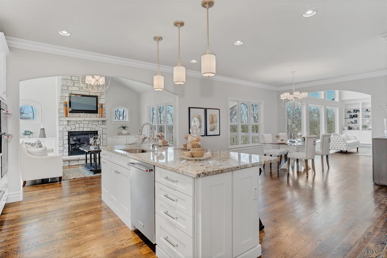 Belle Maison - Residential