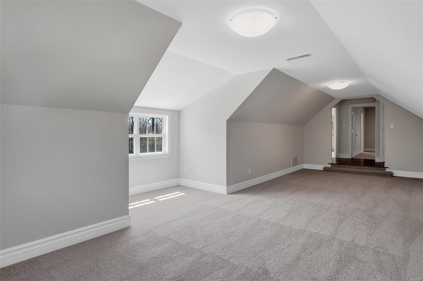 Belle Maison - Residential