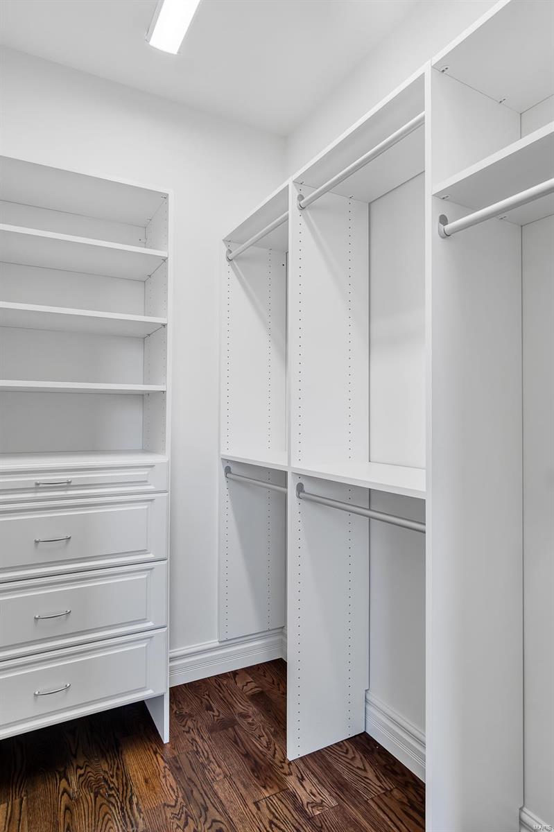 Belle Maison - Residential