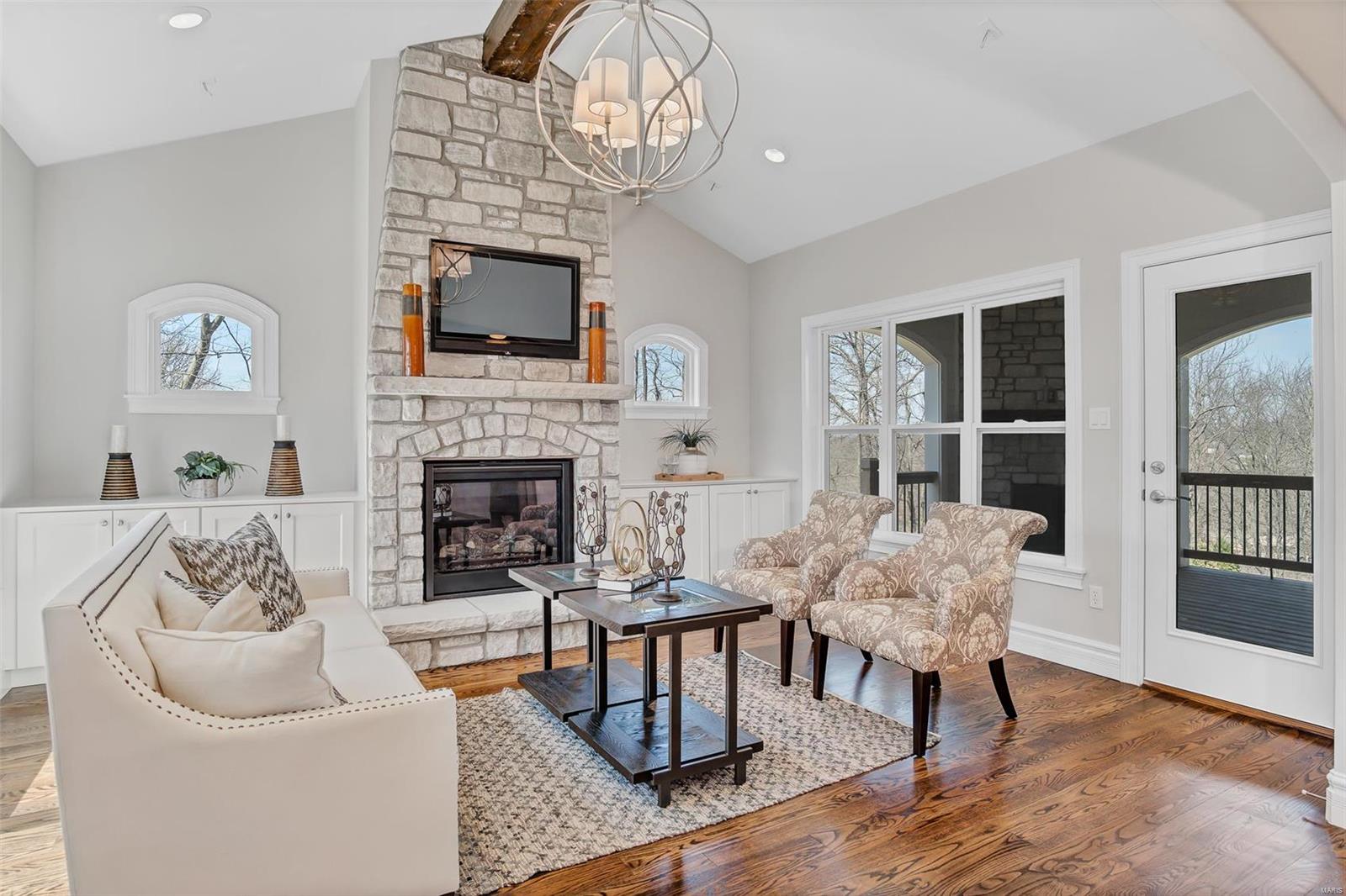 Belle Maison - Residential