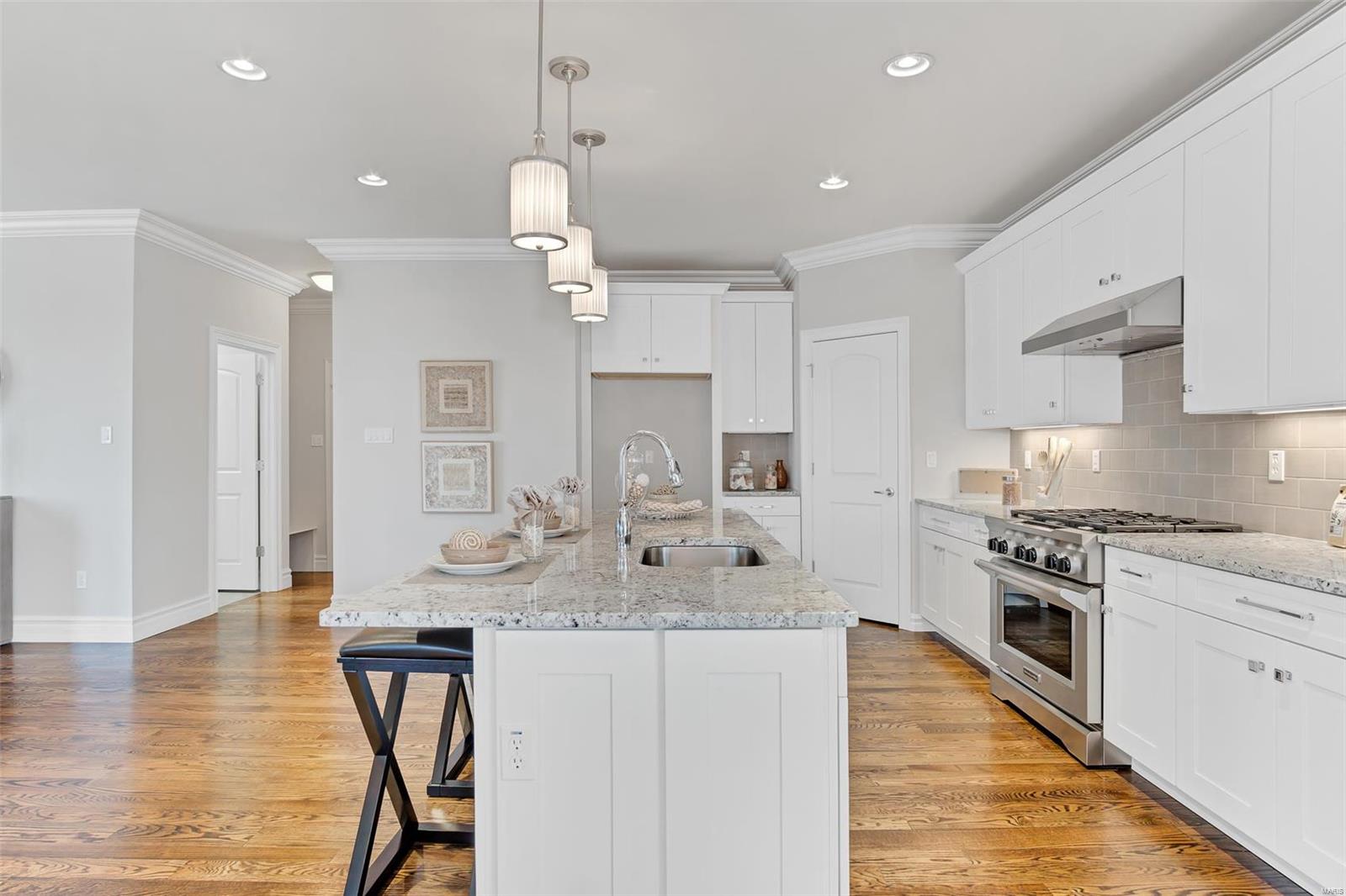 Belle Maison - Residential