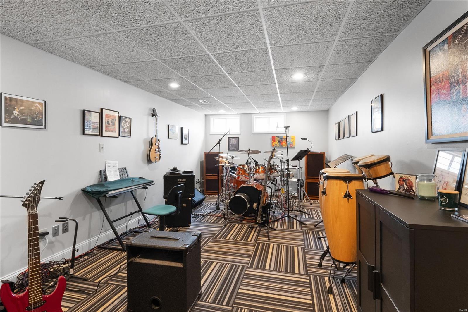 Ballwin, Missouri 63021, United States, 3 Bedrooms Bedrooms, ,3 BathroomsBathrooms,Residential,Coming Soon,97208