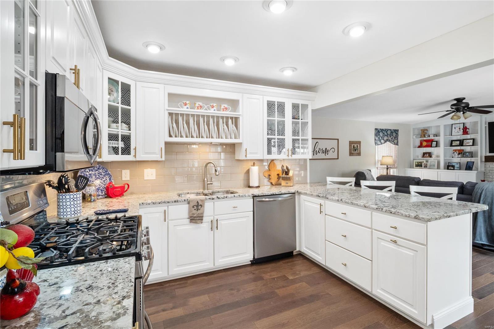 Ballwin, Missouri 63021, United States, 3 Bedrooms Bedrooms, ,3 BathroomsBathrooms,Residential,Coming Soon,97208