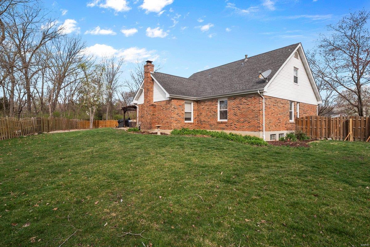 Ballwin, Missouri 63021, United States, 3 Bedrooms Bedrooms, ,3 BathroomsBathrooms,Residential,Coming Soon,97208