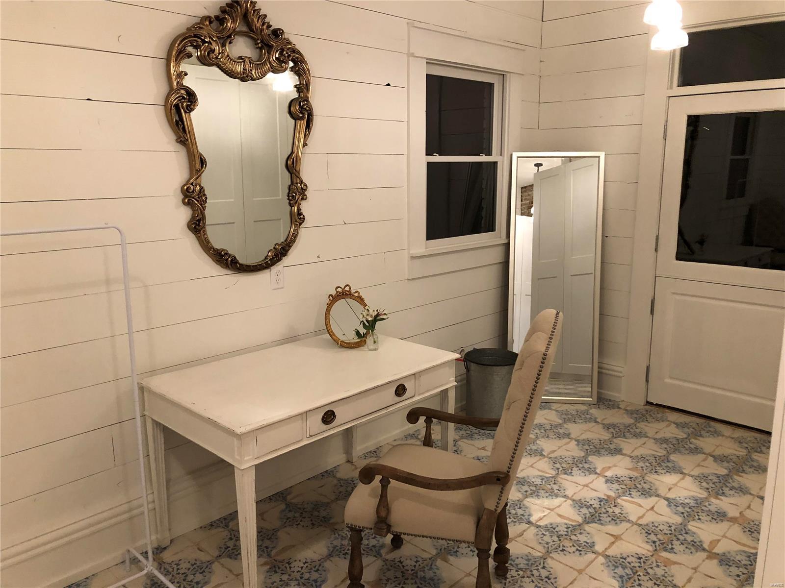 County - Commercial Sale