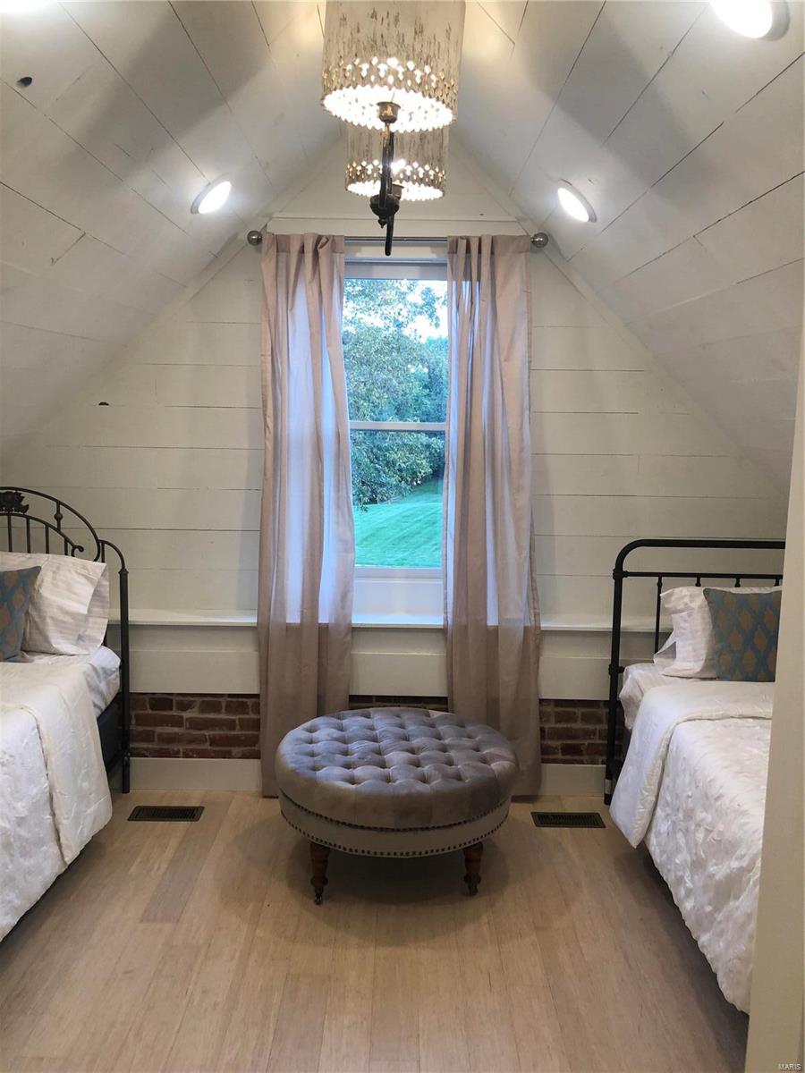 County - Commercial Sale