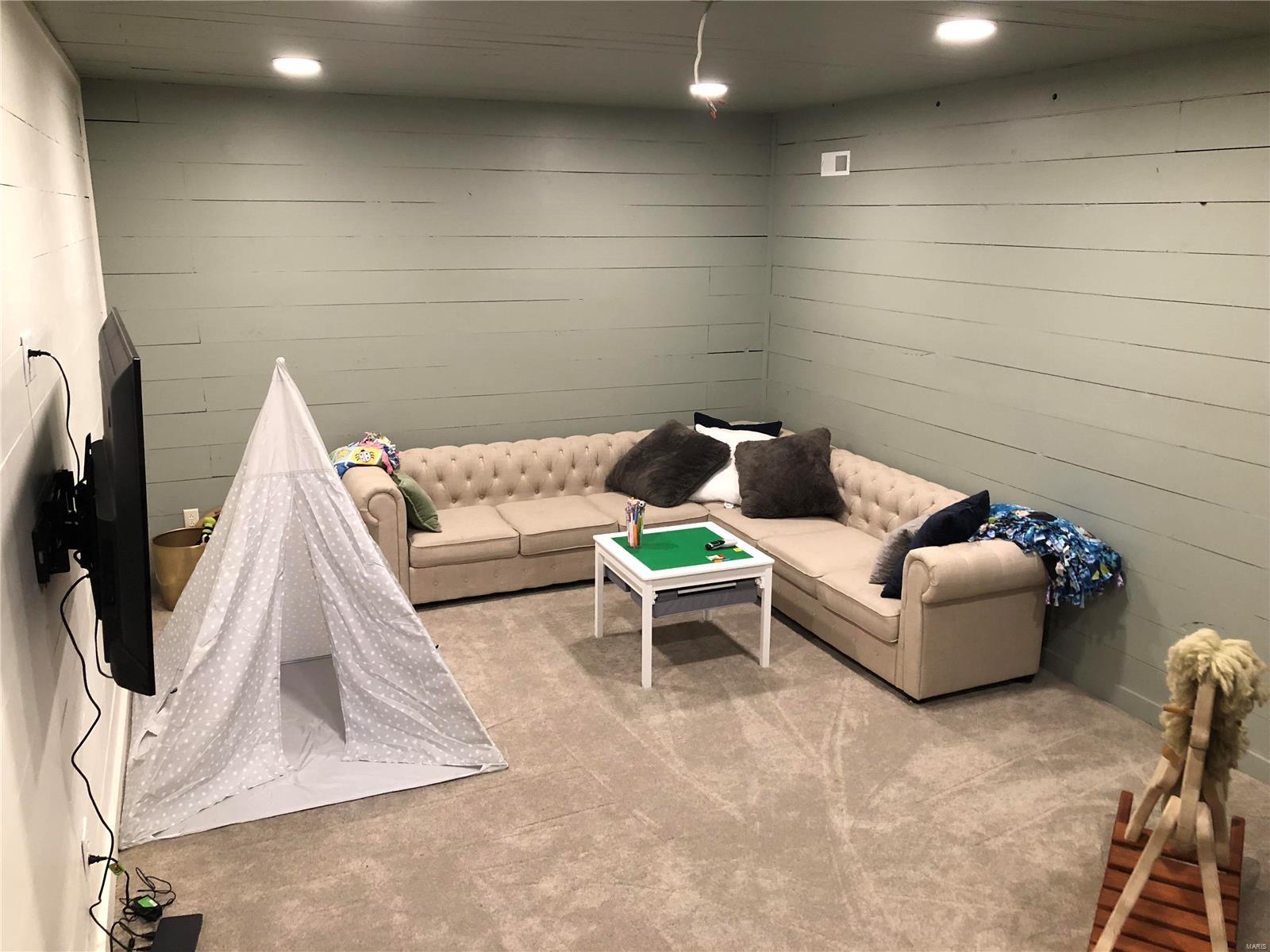 County - Commercial Sale