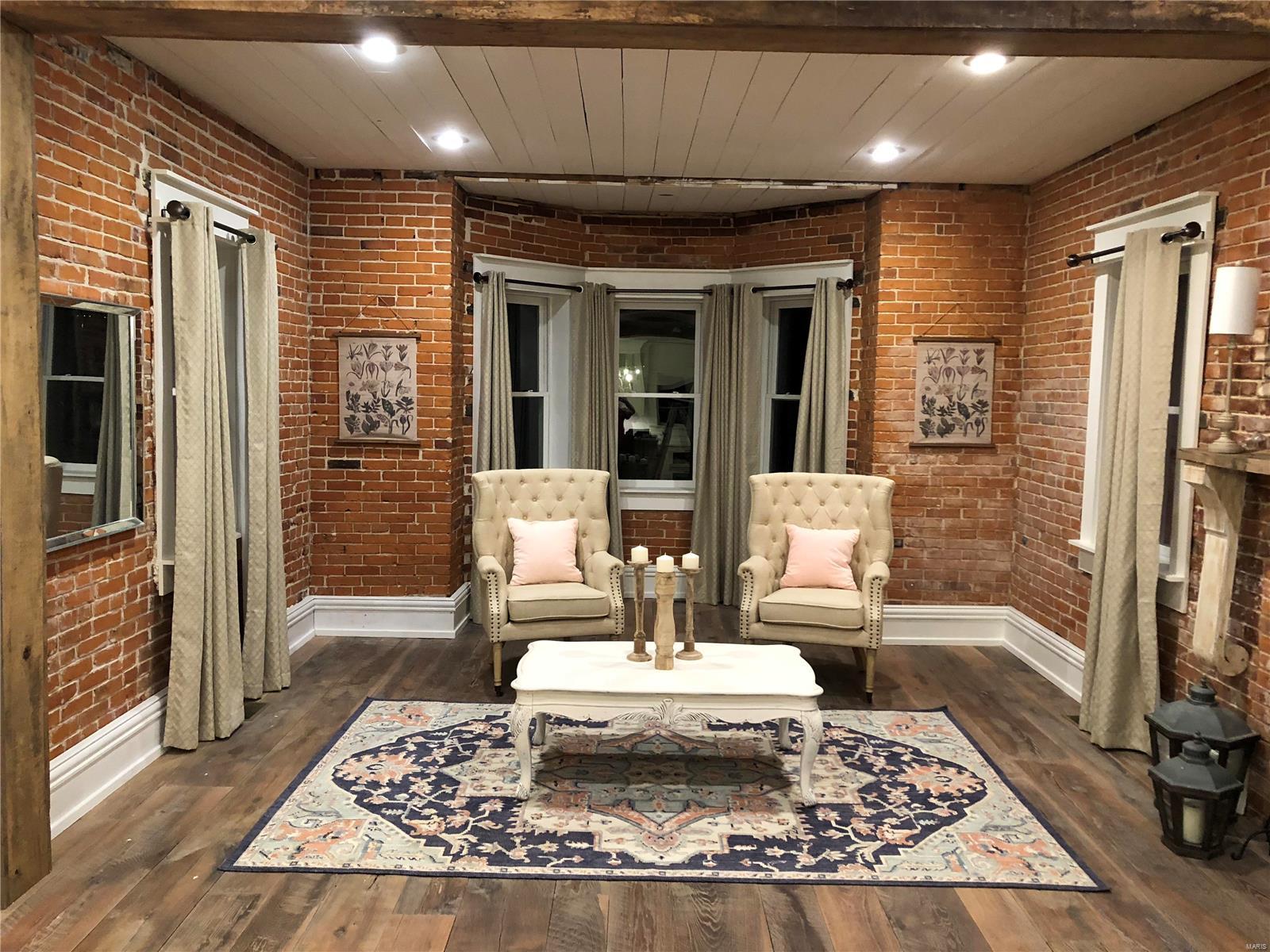 County - Commercial Sale