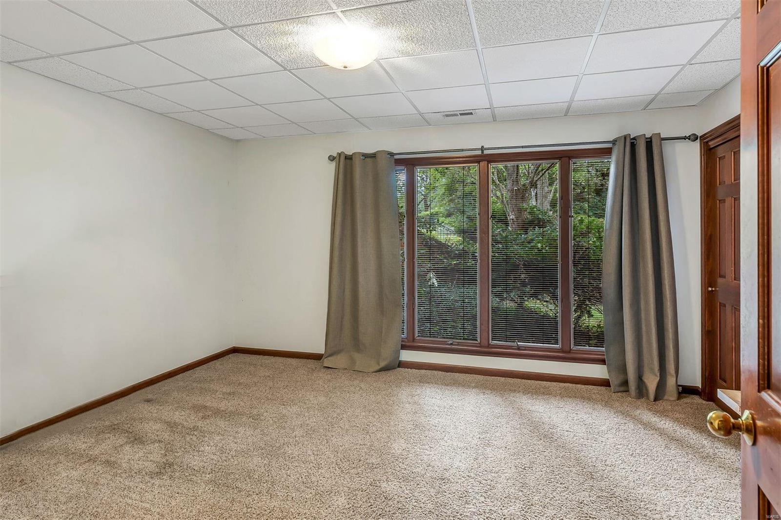 Meadowbrook Country Club Estates - Residential