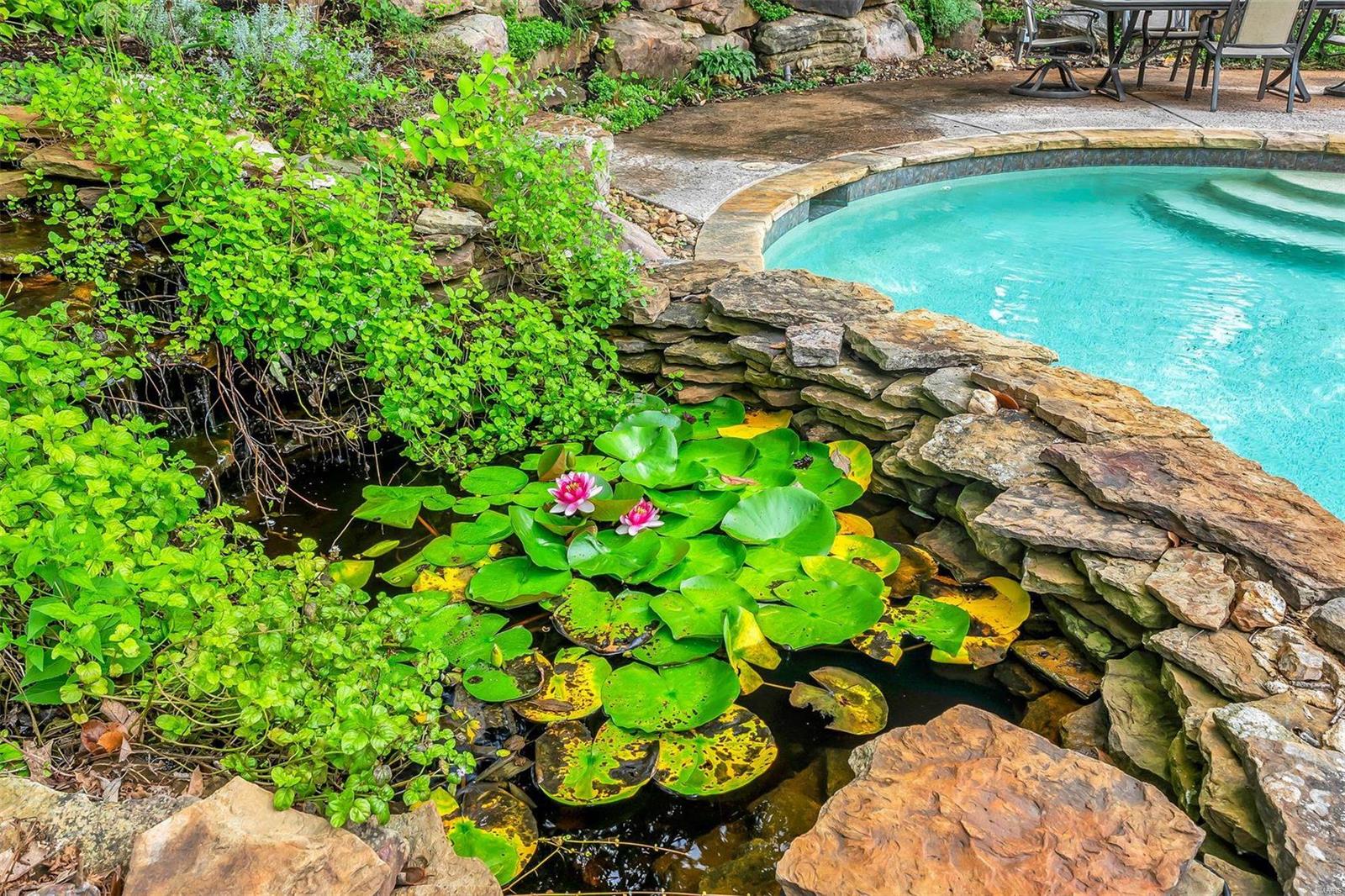 Meadowbrook Country Club Estates - Residential