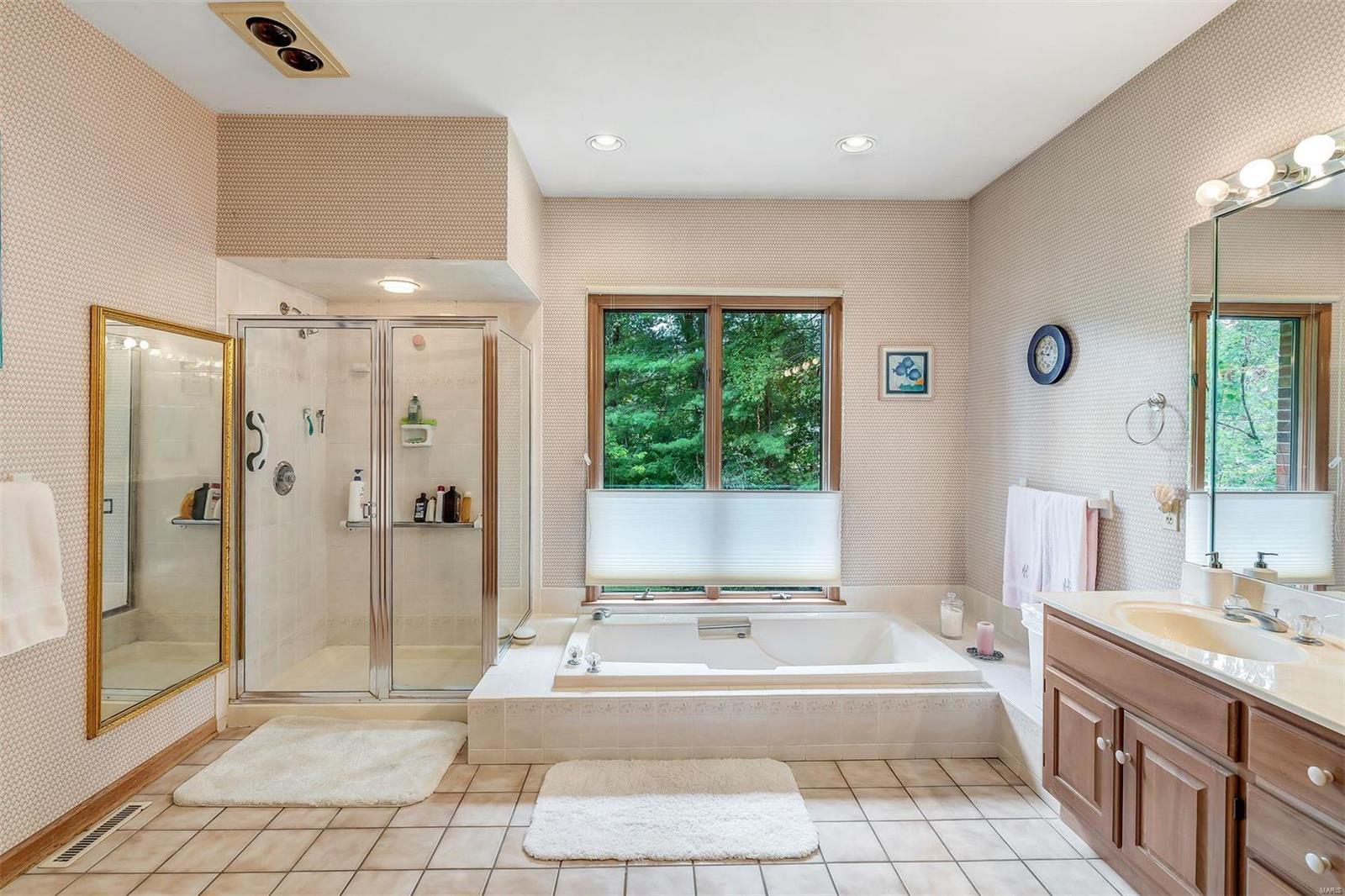 Meadowbrook Country Club Estates - Residential