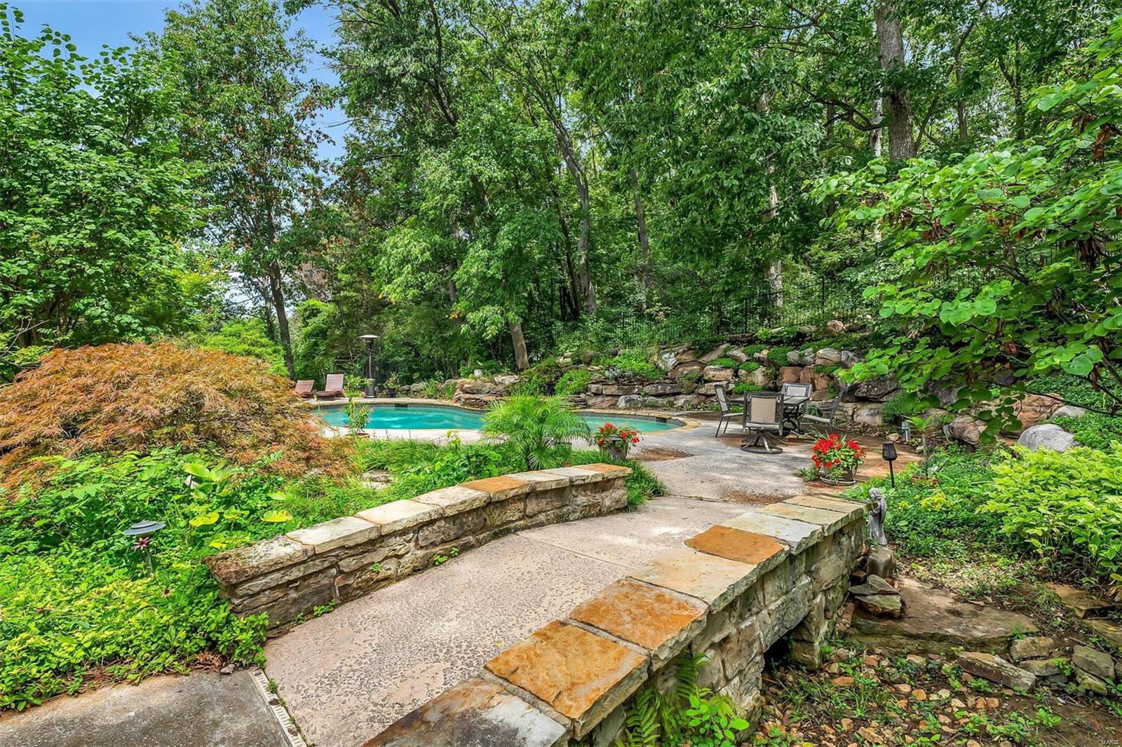 Meadowbrook Country Club Estates - Residential