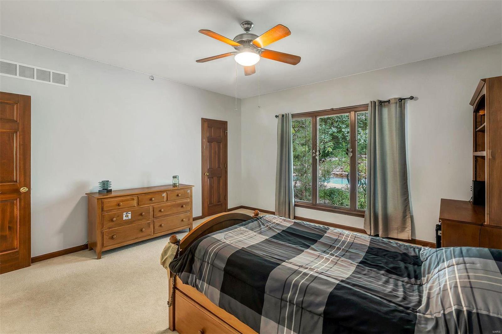 Meadowbrook Country Club Estates - Residential