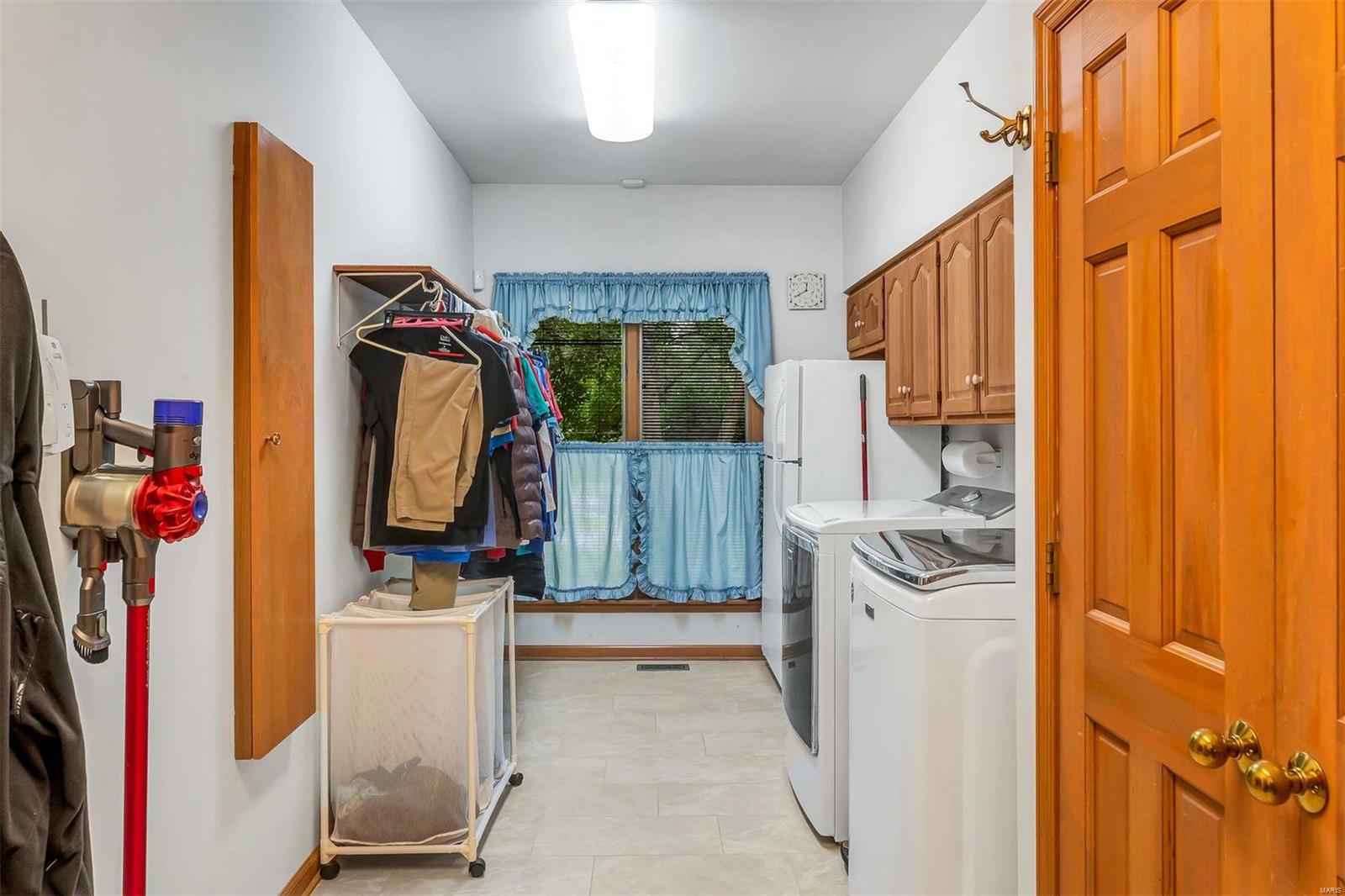 Meadowbrook Country Club Estates - Residential