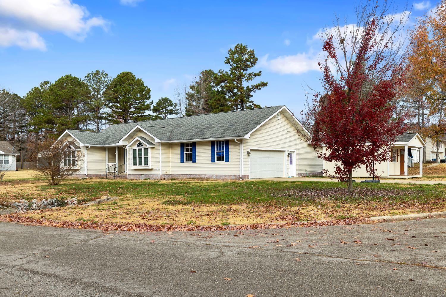View Poplar Bluff, MO 63901 house