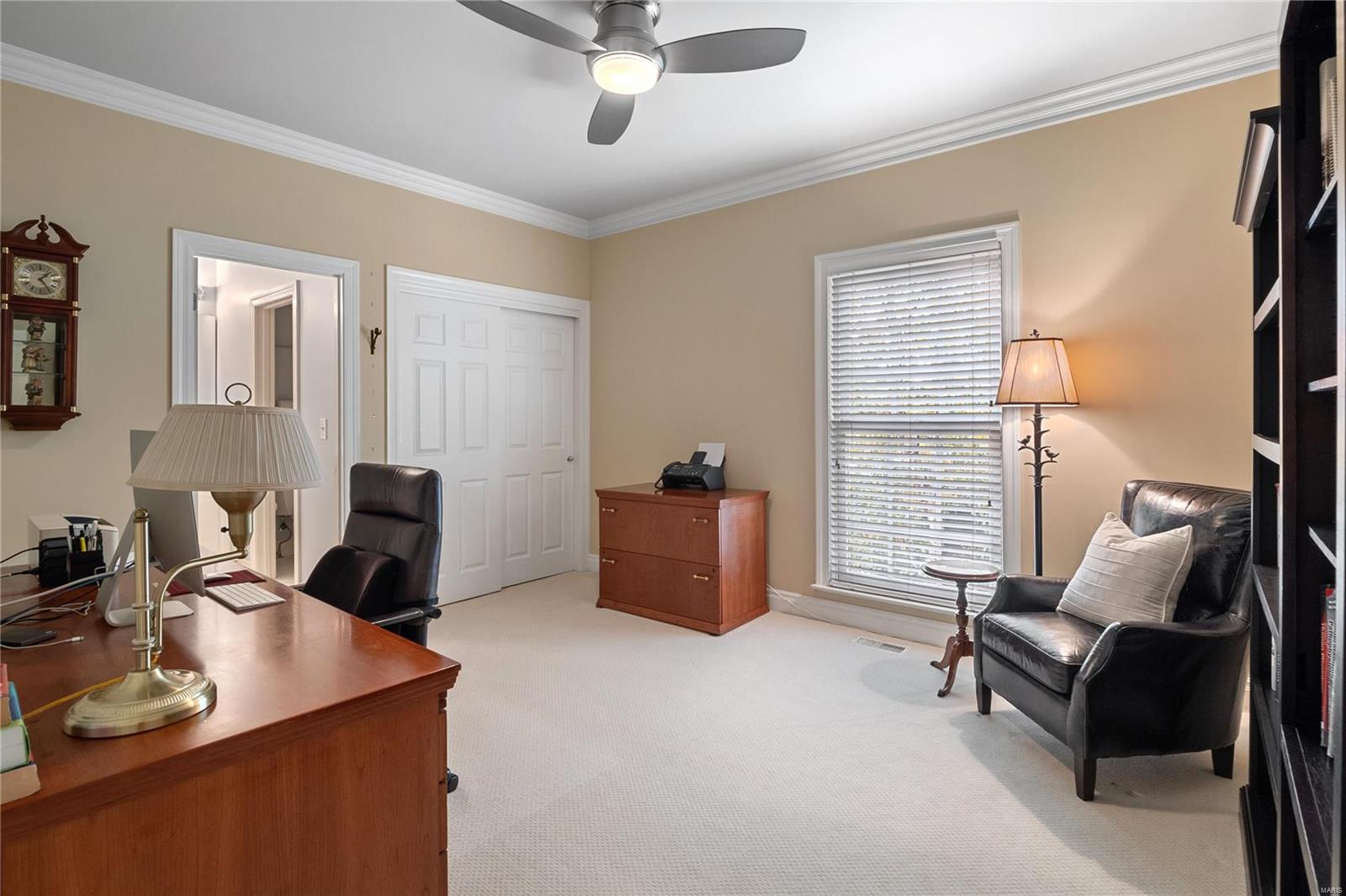 Glenridge/Oxford Twnhms A Condo - Residential