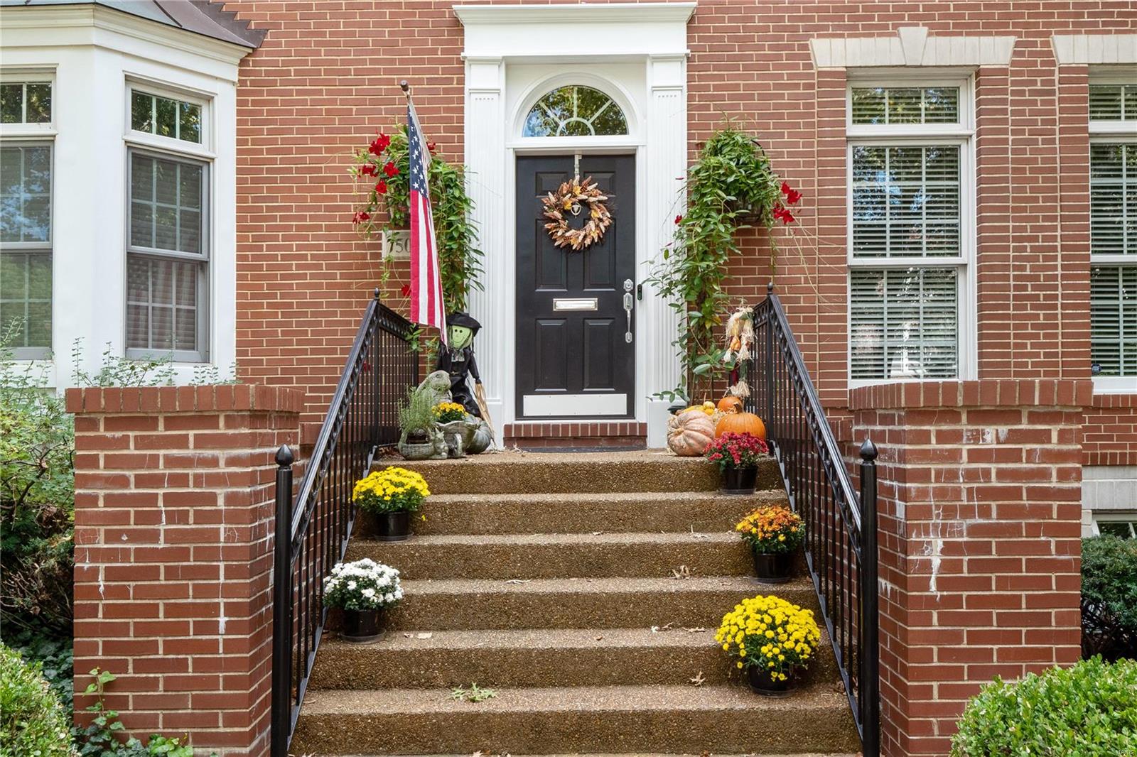 Glenridge/Oxford Twnhms A Condo - Residential