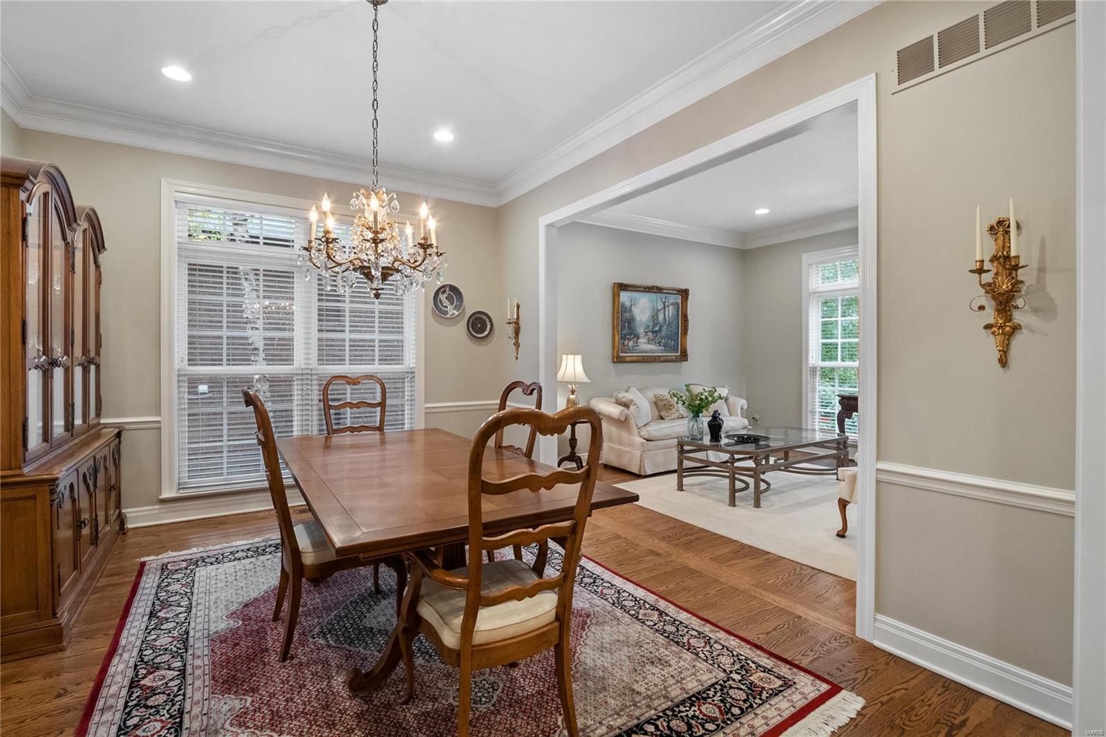 Glenridge/Oxford Twnhms A Condo - Residential