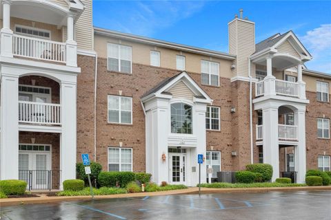 Condominium in St Louis MO 1151 Mill Crossing Drive.jpg